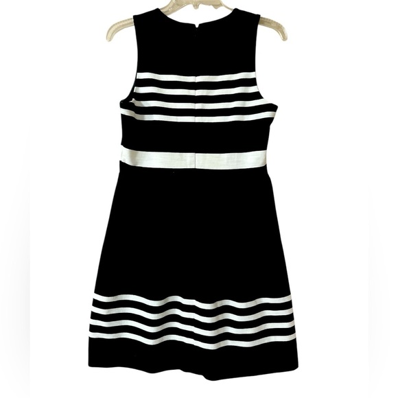 MADEWELL Dress Black with White Stripes. Front Pockets. Size Small. - Picture 2 of 3